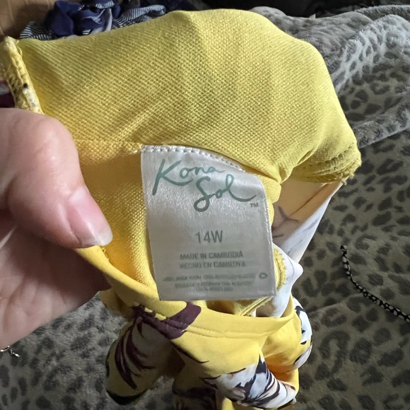 Kona sol racerbank tank swim top - Picture 2 of 2